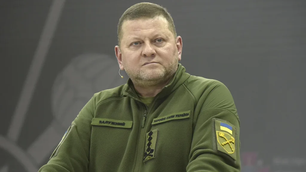 Kabar Aparat : Zelensky akan mengumumkan pemecatan komandan tertinggi Ukraina dalam beberapa hari ke depan seiring meningkatnya keretakan akibat perang, kata sumber