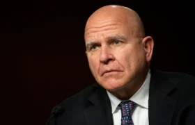 Jenderal McMaster mengatakan Trump memikul tanggung jawab atas kekacauan penarikan pasukan dari Afghanistan