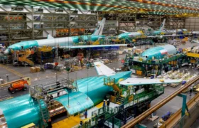 Boeing menunjuk CEO baru setelah mengalami kerugian lebih dari tiga kali lipat