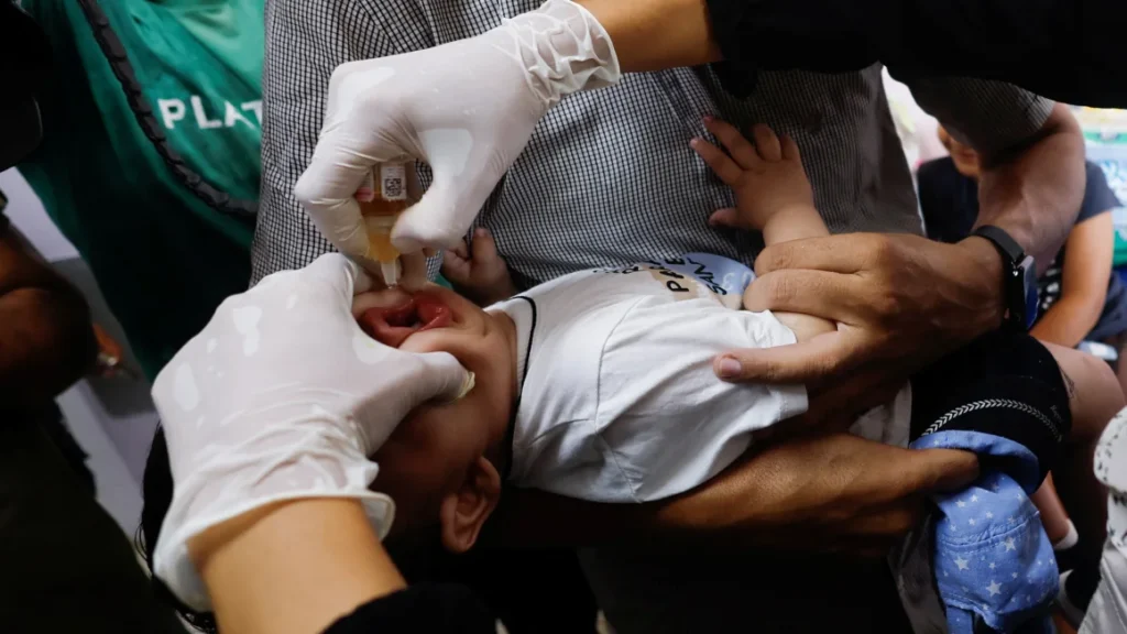 Kampanye yang dipimpin PBB untuk memvaksinasi anak terhadap Polio