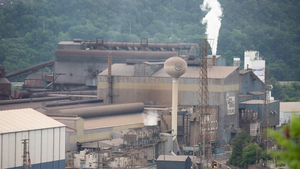 Biden bersiap untuk memblokir pembelian Baja AS oleh Nippon Steel